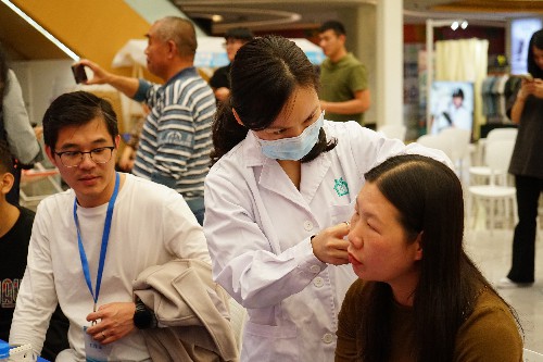 2【标题】大朗镇组织开展“友能量&middot;心理关爱示范课”活动 (1)~1.jpg