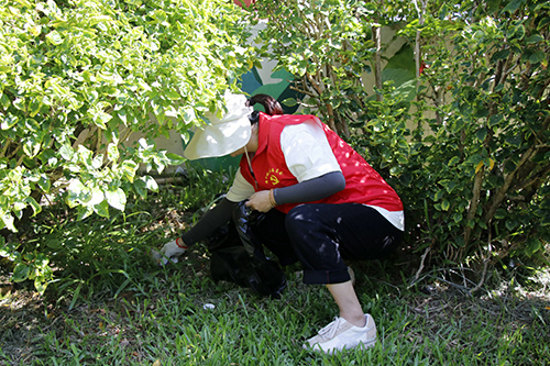 1【标题】党群携手 全面攻坚.JPG