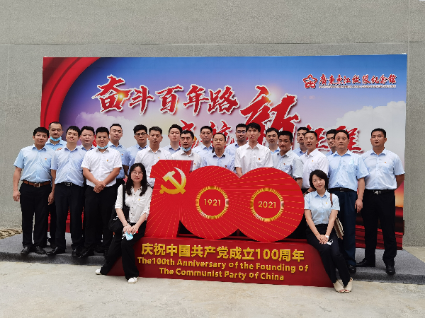 97b61345cbc430cdf9b043c7ac392c8.jpg