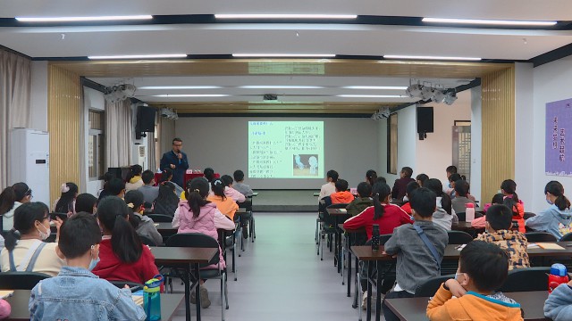 1026诗韵银瓶公益沙龙_2021-10-26_09-38-50.jpg