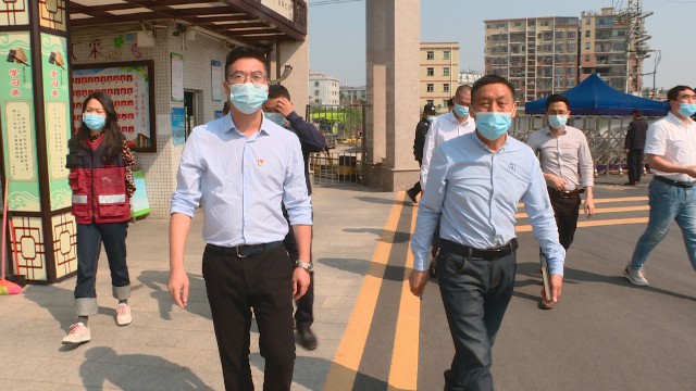 0406镇领导督导学校复课疫情防控_2022-04-06_17-02-42.jpg
