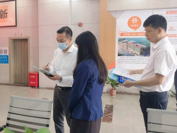 36期总第728期【我为群众办实事】以“人”为本,为“社”先行——走进企业,积极推动上门“送政策、送服务”工作_5