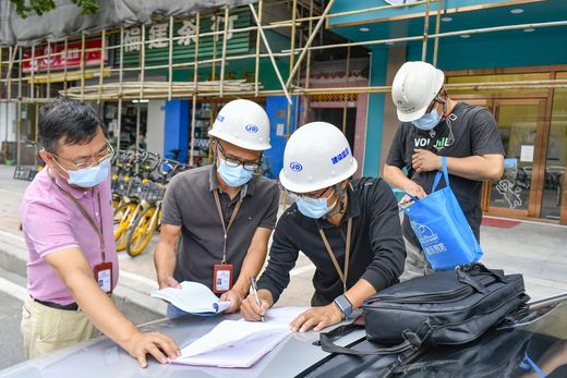 严守底线 长安住建部门开展自建房安全检查_结果.jpg