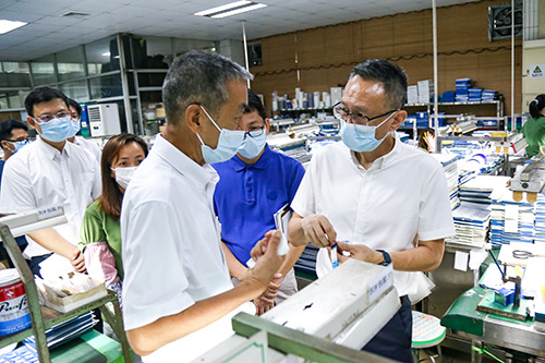 3【标题】大朗以更精细 更优质的服务为企业发展保驾护航.JPG