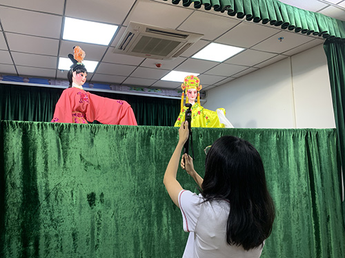 2【标题】感受非遗文化 传承木偶戏艺术.jpg