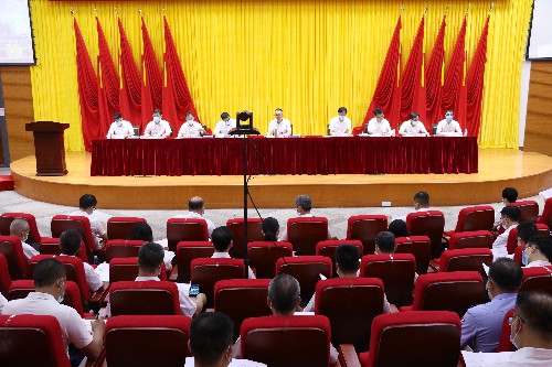 1 大朗召开提升末端执行力大会暨上半年经济形势分析会 (1).jpg