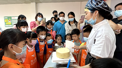 4【标题】大朗举办高层次人才烘焙体验课活动.png