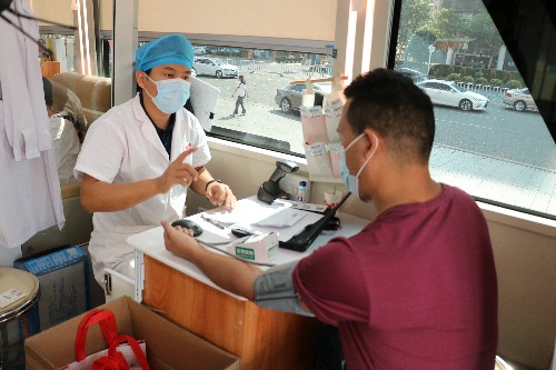 2【标题】温暖传递 无偿献血 (2)~1.jpg