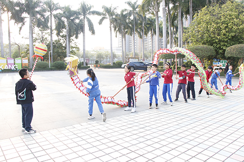 4【标题】创新特色校本课程 促进学生全面发展.JPG