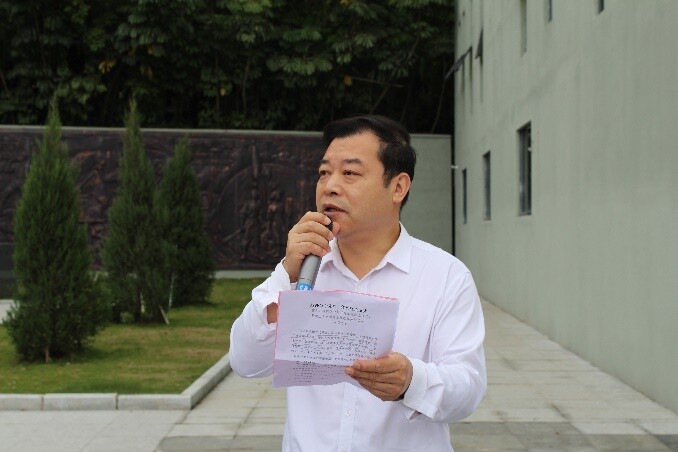 20230404  26期 石龙人社医保分局党支部开展主题党日活动暨爱国主义教育基地缅怀先烈活动_4