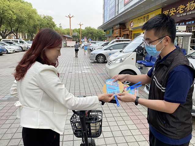 0414凤岗镇举办安全宣传“五进”（进农村）活动(图2).jpg