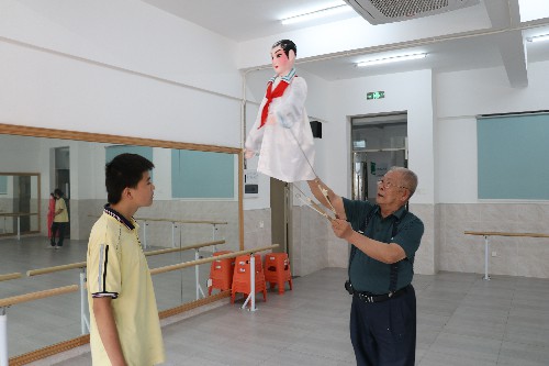 1【标题】省级非遗项目进校园 (1)~1.jpg