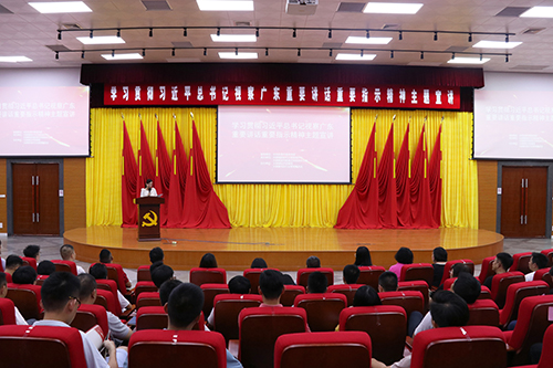 3【标题】大朗开展 “学习贯彻习近平总书记视察广东重要讲话、重要指示精神”主题宣讲活动.JPG