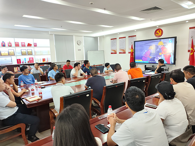 0712凤岗镇召开有限空间事故警示会（图1）.jpg