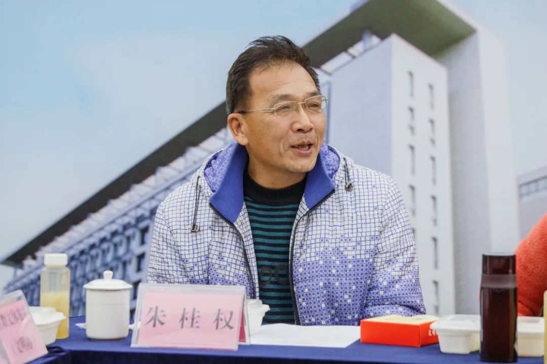 座谈会2.jpg