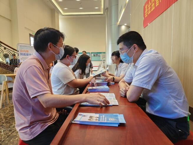 2024年第19期：基金监管同参与_守好群众“救命钱”——中堂医保分局开展集中宣传月活动.docx_3