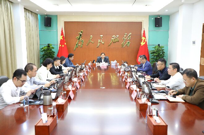 年终-1.jpg