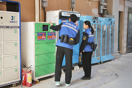 1【标题】开展专项检查 让电动车“共享电池柜”更安全.JPG