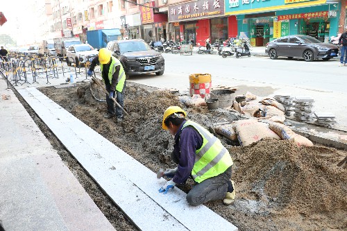 3【标题】荔乡东路升级改造工程已完成60% (4)~1.jpg