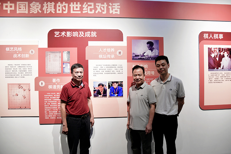 dfcc8de3711cc8ba1e6fb1d40556cf6.jpg