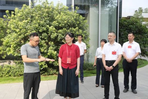 麦伟强摄 - 副本_结果.jpg