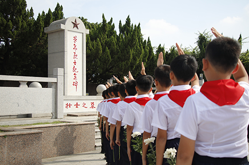 1【标题】大朗举行烈士公祭活动.JPG