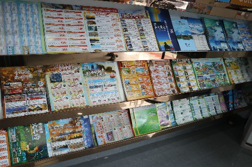 3【标题】国庆长假结束 错峰出游受热捧 (1)~1.jpg