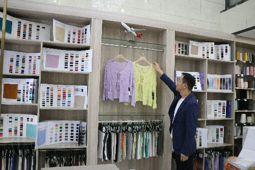 1大朗纱线市场迎销售旺季 (2)~1.jpg