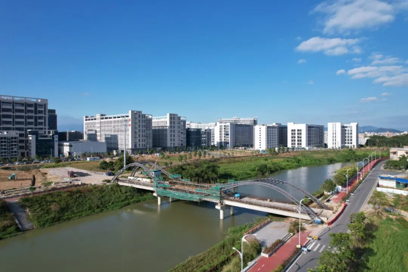 微信图片_20251118150058.jpg