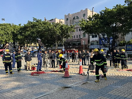 2【标题】消防竞技显身手 平安守护家园 (8)~1.jpg