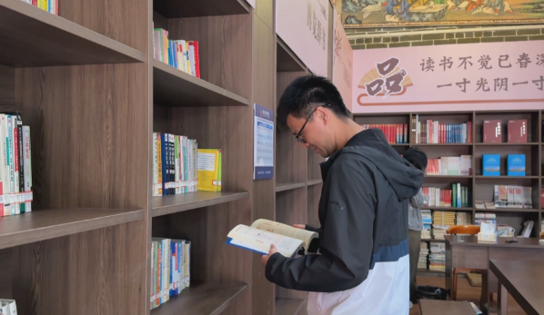 古祠新韵!厚街梅庄公祠变身城市阅读空间.png