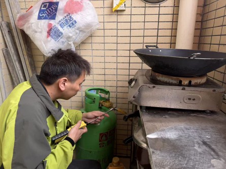 格式工厂1【标题】强化节前安全检查 筑牢燃气安全屏障3.jpg