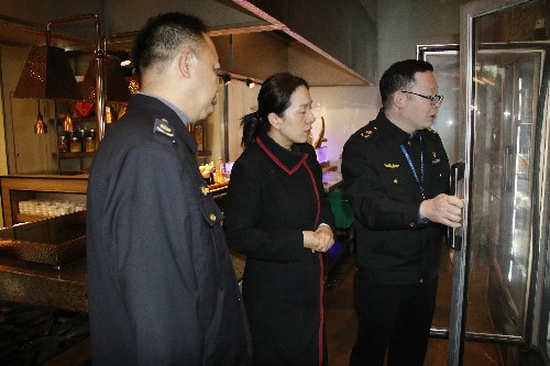 2【标题】大朗开展春节前食品安全检查 (2)~1.jpg