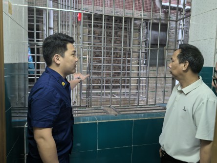 格式工厂1【标题】大朗扎实推进“拆窗破网”复查 筑牢辖区安全防线2.jpg