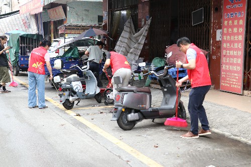 2【标题】大朗全面开展爱国卫生统一行动 (6)~1.jpg