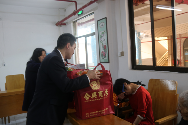 活动照片2.jpg