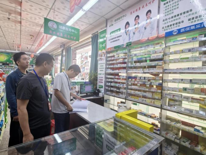 (报市医保局)谢岗2026年医保工作动态:谢岗医保分局开展集采便民药店实地核查.docx_2