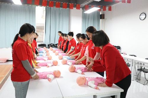 3【标题】节后家政服务需求激增 (2)~1.jpg