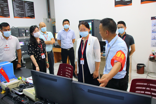 4【标题】长富社区开展消防演练活动.JPG