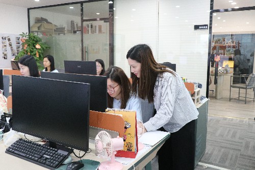 2【网站微信】创业青年以科技践初心 以实干赴青春 (4)~1.jpg