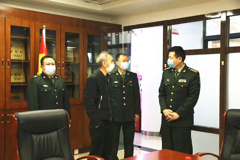 东莞军分区副司令员冯振鹏到南城调研武装工作
