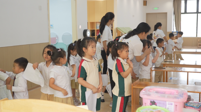 厚街：为17000名幼儿送上“健康礼包”.png