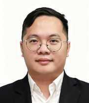 李嘉鹰.jpg